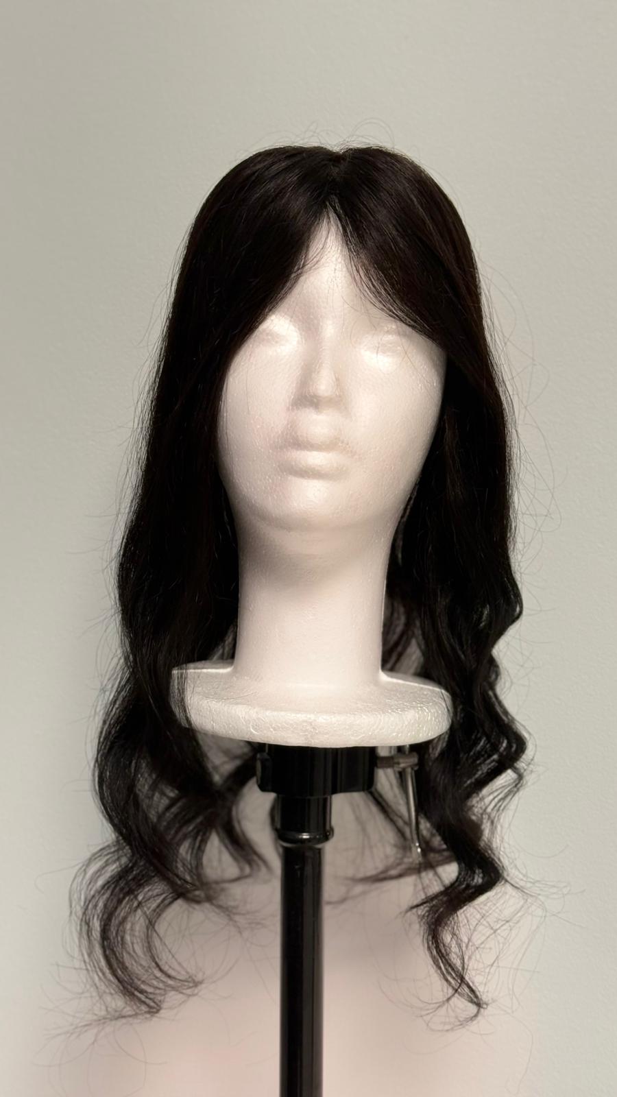 Topper Premium din Păr Natural Ondulat – Brunet Intens cu Bază Invizibilă